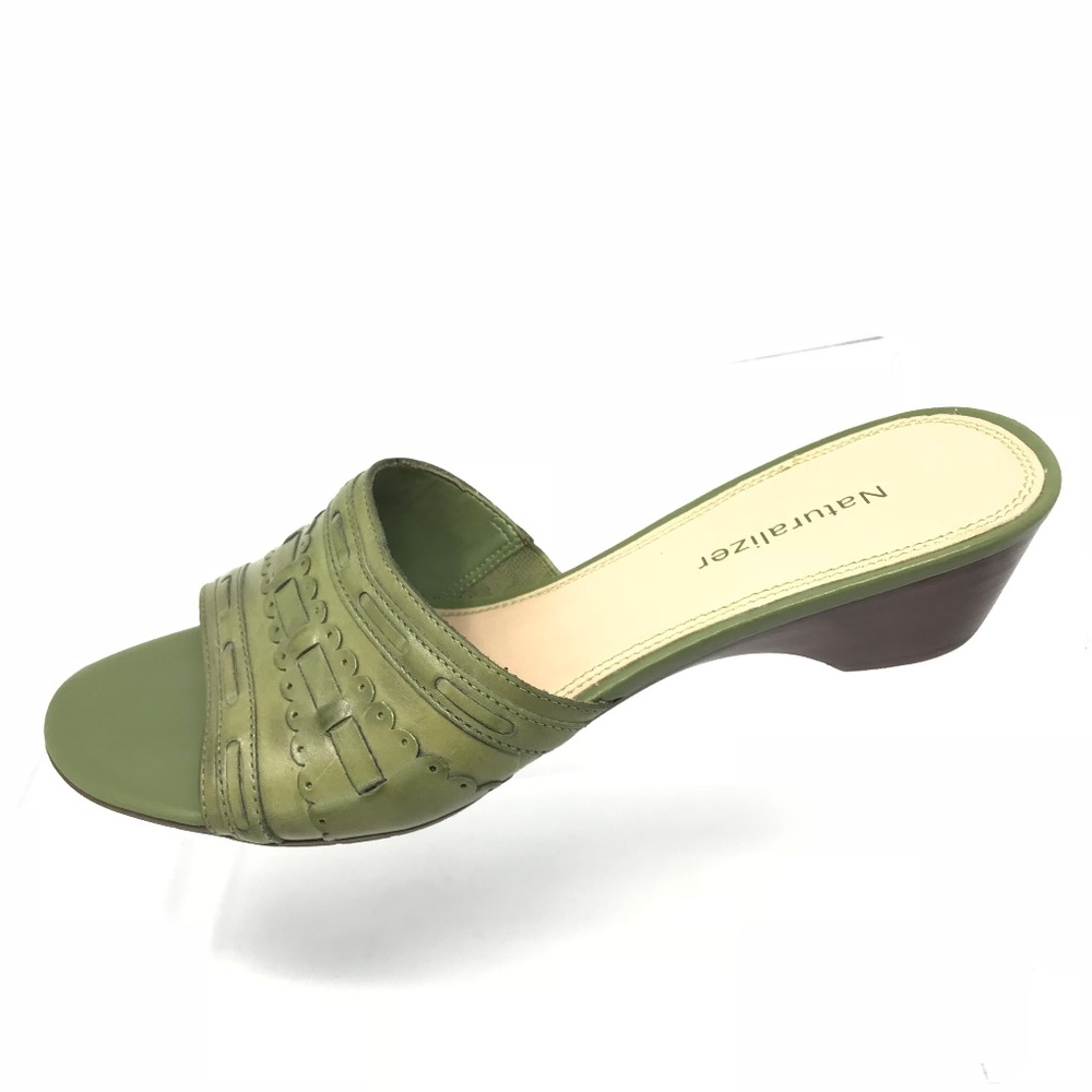 Naturalizer Leather Slides 8.5 N Slip-On Sandals